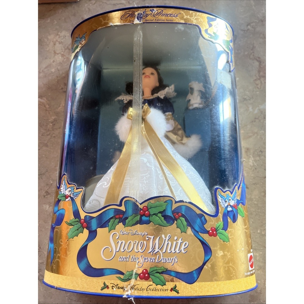 1998 Walt Disney's Snow White Holiday Collection Princess Barbie
